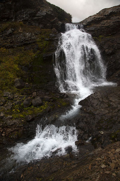 Foto van Waterfall in the Vachkazhets valleyVachkazhets - Rusland