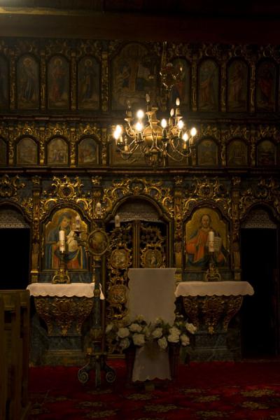 Foto van The richly decorated altarpiece of the wooden church of Jedlinka - Slowakije - Europa