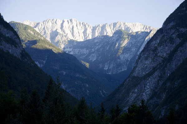 Foto van Looking into Soča valley right from Vršič passVršič - Slovenië