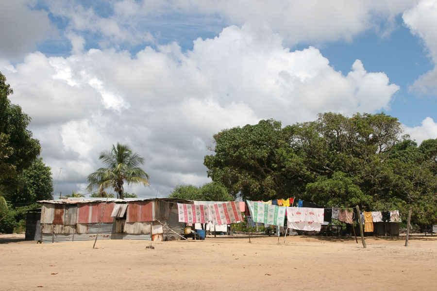 Foto van Typical house in GalibiGalibi - Suriname