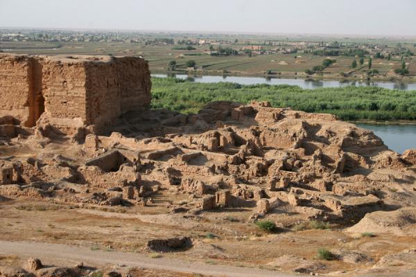 Picture of New Citadel and Euphrates river at Doura EuroposDoura Europos - Syria