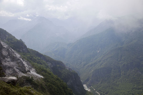 Picture of Looking into Taroko Gorge from above