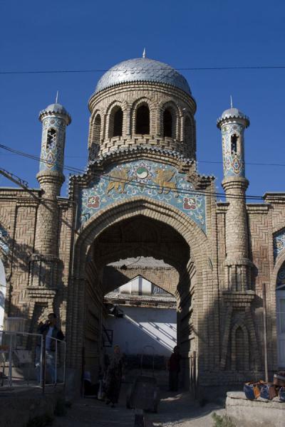 Photo de Entrance to Istaravshan BazaarIstaravshan - Tajikistan