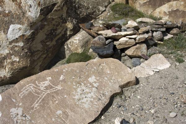 Picture of Langar petroglyphs (Tajikistan): Petroglyphs on rocks