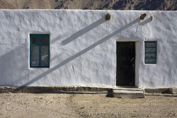 Picture of Early morning light on a white house in Murgab