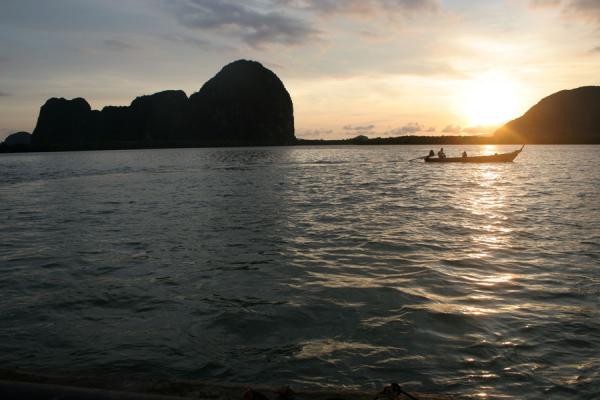Picture of Phang Nga Bay (Thailand): Sunset with islands and boat in Phang Nga Bay