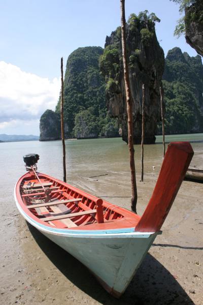 Picture of James Bond island and boat seen from Ko Khao Ping Gan