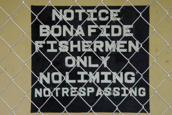 Picture of Bona fide fishermen sign