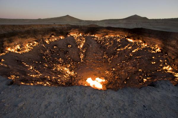 Darvaza gas crater at dusk | Darvaza gas crater | Turkmenistan