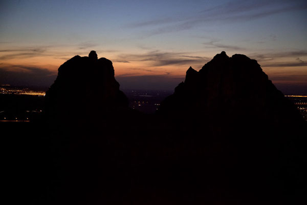 Mountain peaks at dusk | Jebel Hafeet | United Arab Emirates