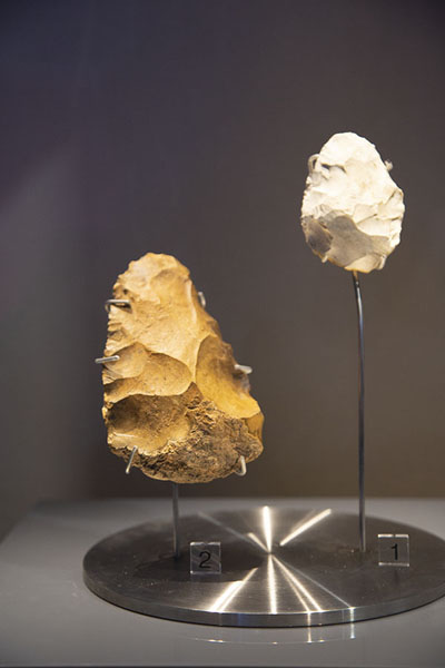 Stone tools on display in the museum of Mleiha | Centro arqueológico de Mleiha | Emiratos Arabes Unidos