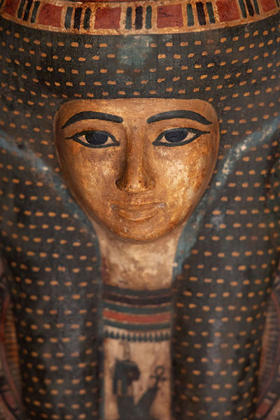 Foto di Close-up of a head of one of the Egyptian mummies in the Museum of Fine ArtsBoston - Stati Uniti