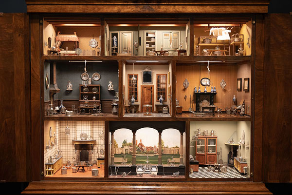 Doll house from the Netherlands in the Museum of Fine Arts | Boston Museum of Fine Arts | United States