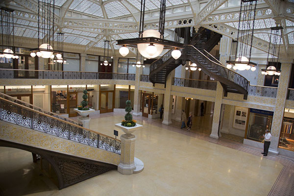 Overview of the light court of The Rookery | The Rookery | United States