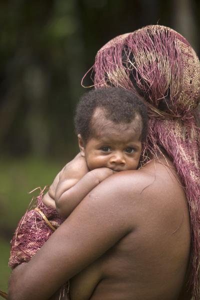 Picture of Big Namba women with traditional hairdress and kidMae - Vanuatu