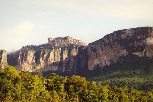 Picture of Angel Falls (Venezuela): Mountain landscape on the way to Angel Falls