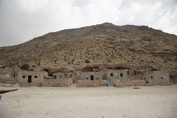 The small fishing village of Shouab on the west coast of Socotra | Detwah Lagune | Jemen