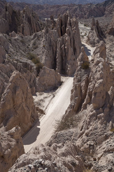 Quebrada de las Flechas with pointy rock formations | Valles Calchaquies | Argentina