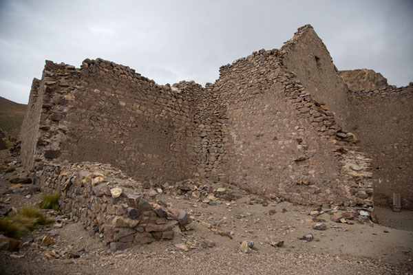 Ruined buildings in the ghost town of San Antonio de Lípez, Bolivia