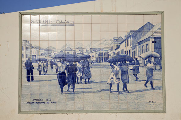 One of the many scenes depicted on blue and white tiles at the market of Mindelo, Cabo Verde