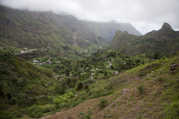 Looking back into the Ribeira do Paúl from above, Cabo Verde