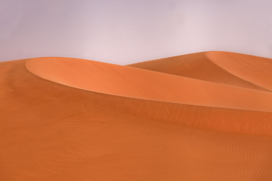 Row of sand dunes at Eyo demi | Eyo demi | Ciad