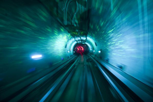 Looking ahead in the light show of the Bund Sightseeing Tunnel | Haghpat klooster | ArmeniÃ«
