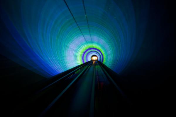 Coloured perspective in the Bund Sightseeing Tunnel | Haghpat klooster | ArmeniÃ«