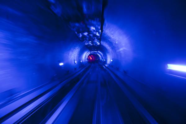 Blue Bund Sightseeing Tunnel with rails | Haghpat klooster | ArmeniÃ«