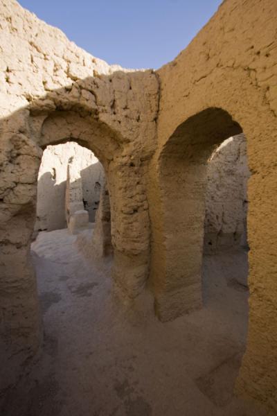 Interior of the Northwest Small Buddhist temple at Jiaohe Ruins | Ruinas de Jiaohe | China