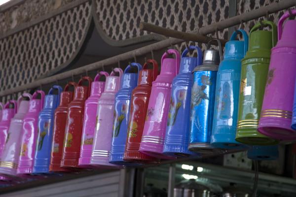 Flasks in bright colours for sale at Kashgar Bazaar | Bazar de Kachgar | Chine