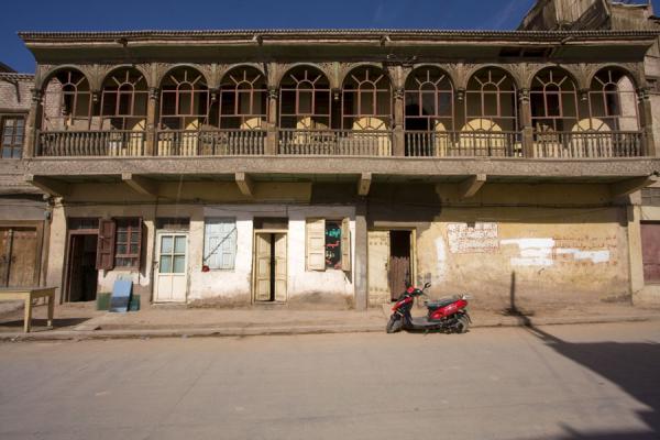 Photo de Old building in the old town of KashgarKachgar - Chine
