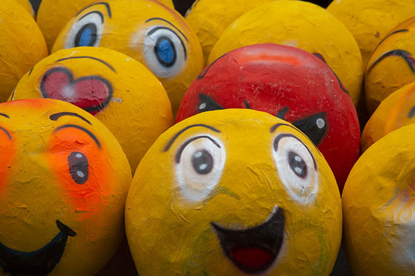 Smilies in paper-maché | AÃ±o viejo poppen | Ecuador