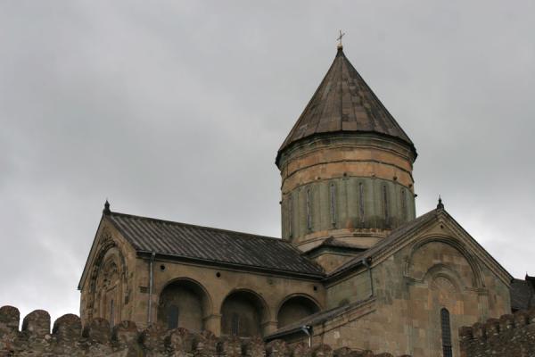 The main building of Sveti-Tshkoveli cathedral | CathÃ©drale Sveti-Tshkoveli | GÃ©orgie