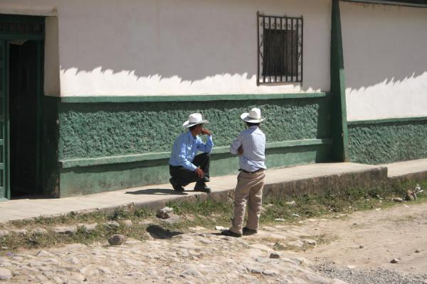 Two men talking in the streets of Erandique | Erandique | Honduras