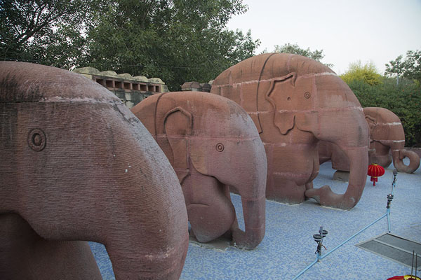 Row of elephant status in the Garden of Five Senses | Garden of Five Senses | India