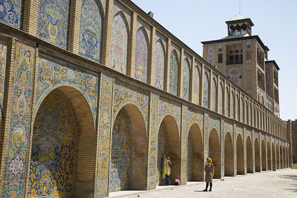Foto van Decorated wall on the east side of Golestan palace with the Edifice of the SunTeheran - Iran