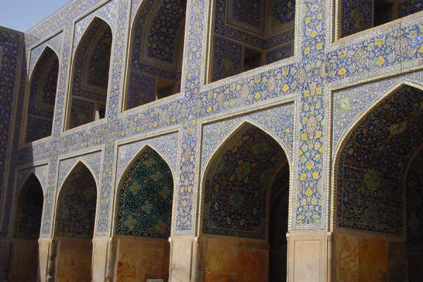 Foto de Play of shadow and lightEsfahan - IrÃ¡n