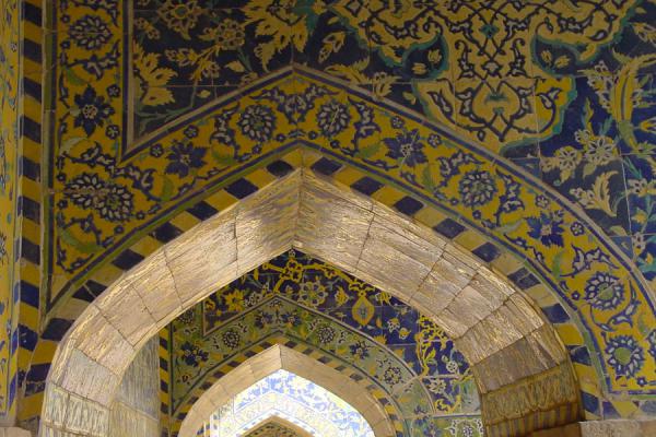 Foto de Arches richly decoratedEsfahan - IrÃ¡n