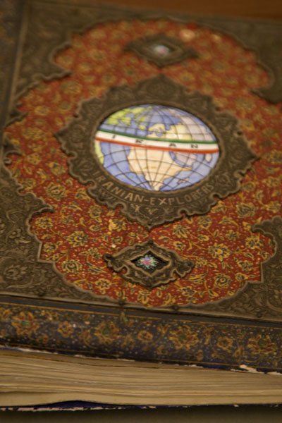 Notebook of one of the Omidvar Brothers | Sa'd Abad Museum Complex | IrÃ¡n