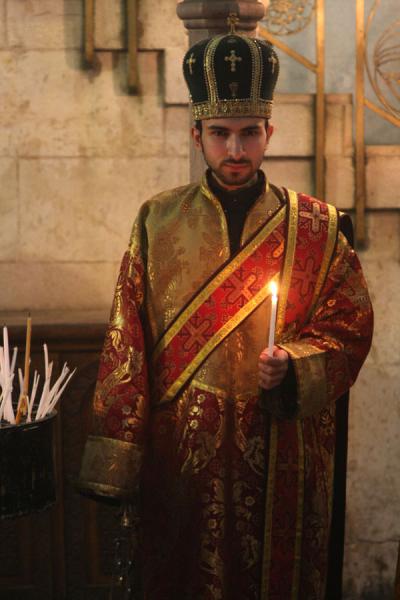 Photo de Good Friday ceremony in the rotundaSaint SÃ©pulchre - IsraÃ«l