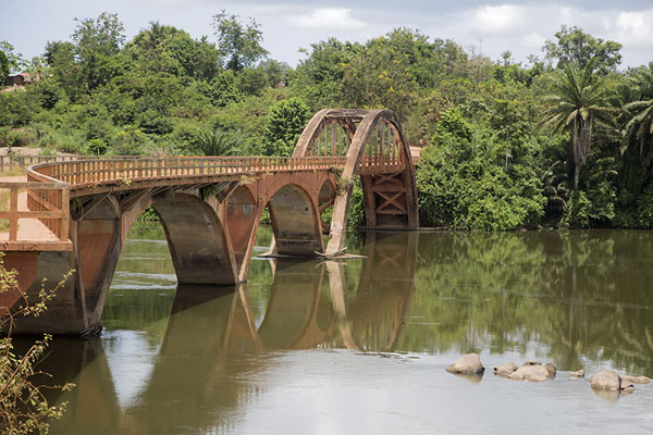 Pont Weygand seen from the east side of the bridge | Pont Weygand | Ivoorkust