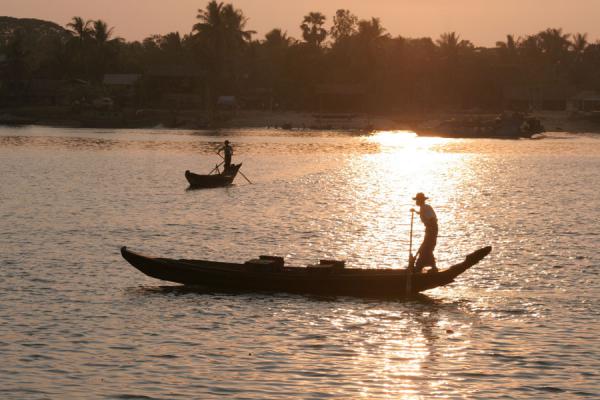 Boatman on the Pathein river | Pathein | Myanmar