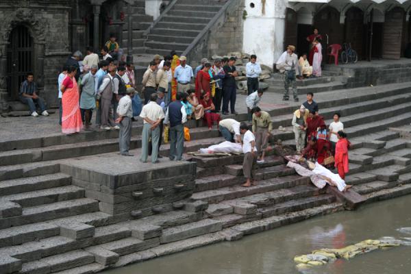 Picture of People assembling around corpse to be crematedKathmandu - Nepal
