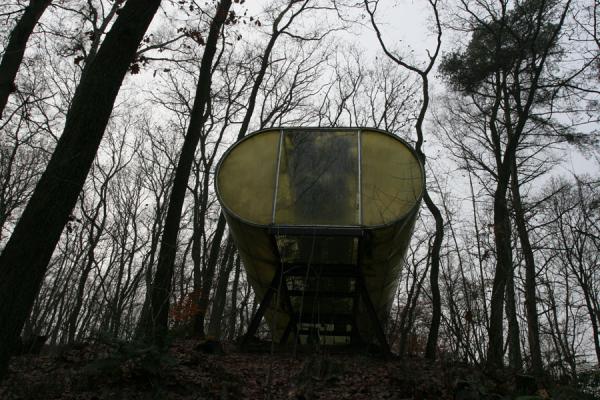 Cinema by Hermann Maier Neustadt in the woods of the sculpture garden | Kröller Müller Sculpture Garden | Netherlands