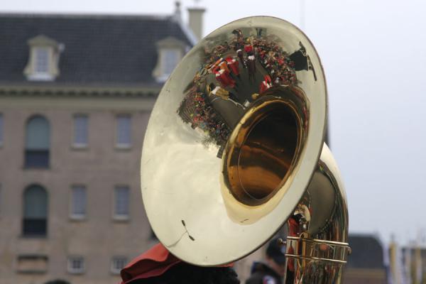 Foto de Close-up of an instrument of one of the many bands in the Sinterklaas paradeAmsterdam - Netherlands