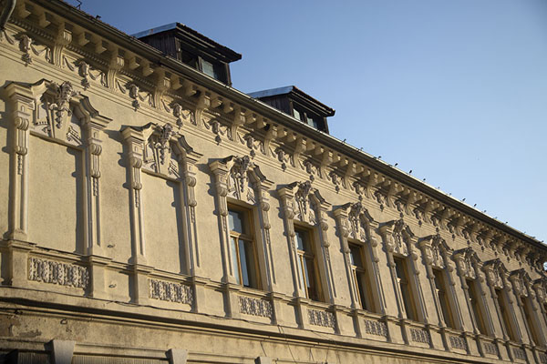 One of the buildings in the old town of Brașov | Brașov | Rumania