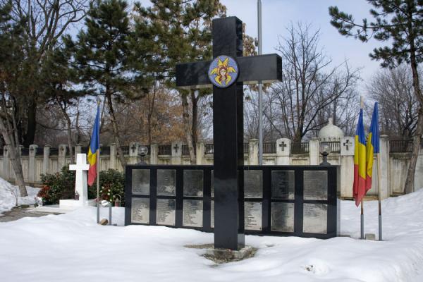 Overview of the cemetery of the Heroes of the Revolution | Cementerio de los Heroes de la RevoluciÃ³n | Rumania