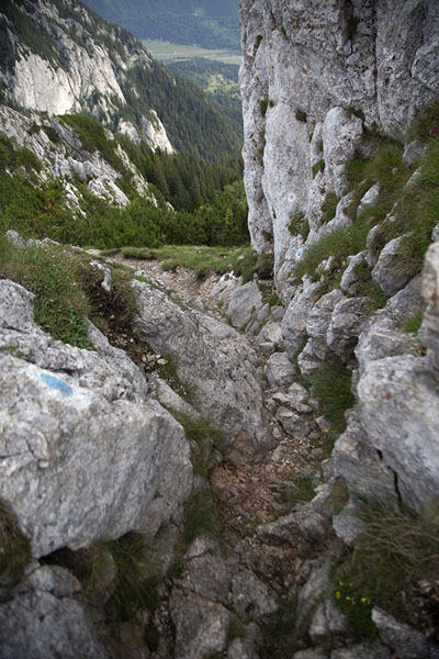 The climb up Piatra Mică has some steep parts | Pueblos Kalibash | Rumania