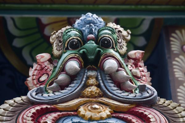 Detail of the colourful Sri Mariamman temple | Stazione Centrale di Milano | Italia